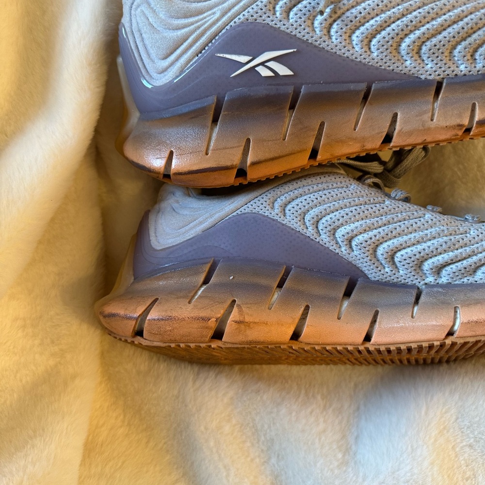 Reebok Zig Kinetica True Grey unisex Running Shoes. Men’s 6 women’s 8 - Picture 3 of 8